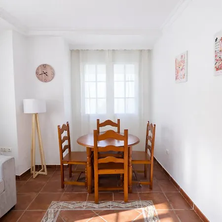 Arrumbadores Con Terraza En Conil * Conil De La Frontera