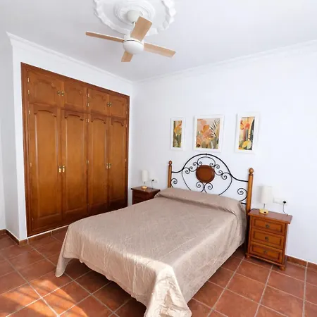 Arrumbadores Con Terraza En Conil *